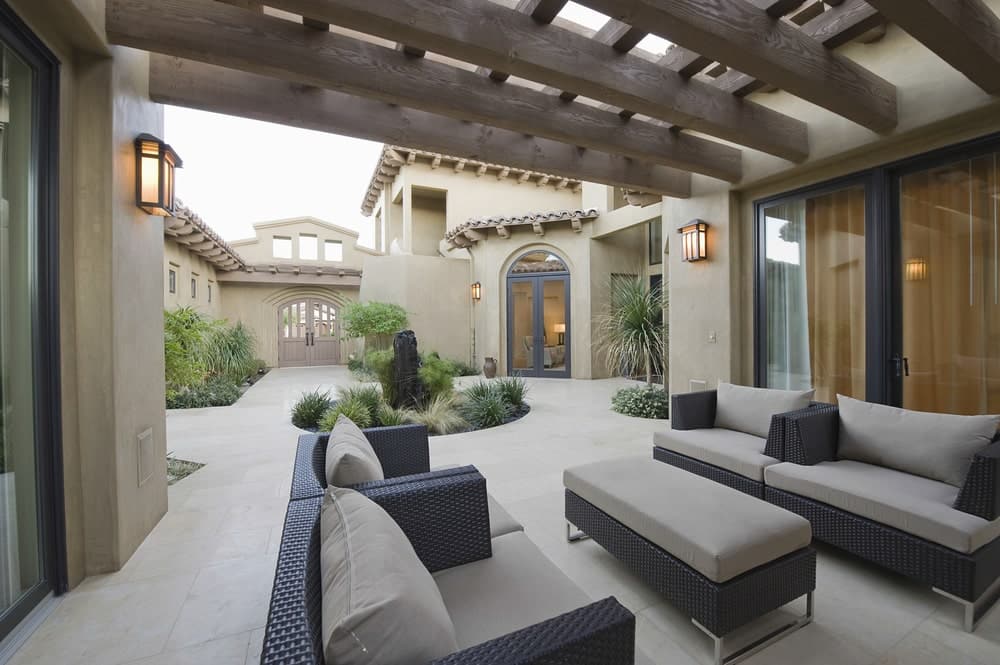 Seating Area Outside House In South St Paul