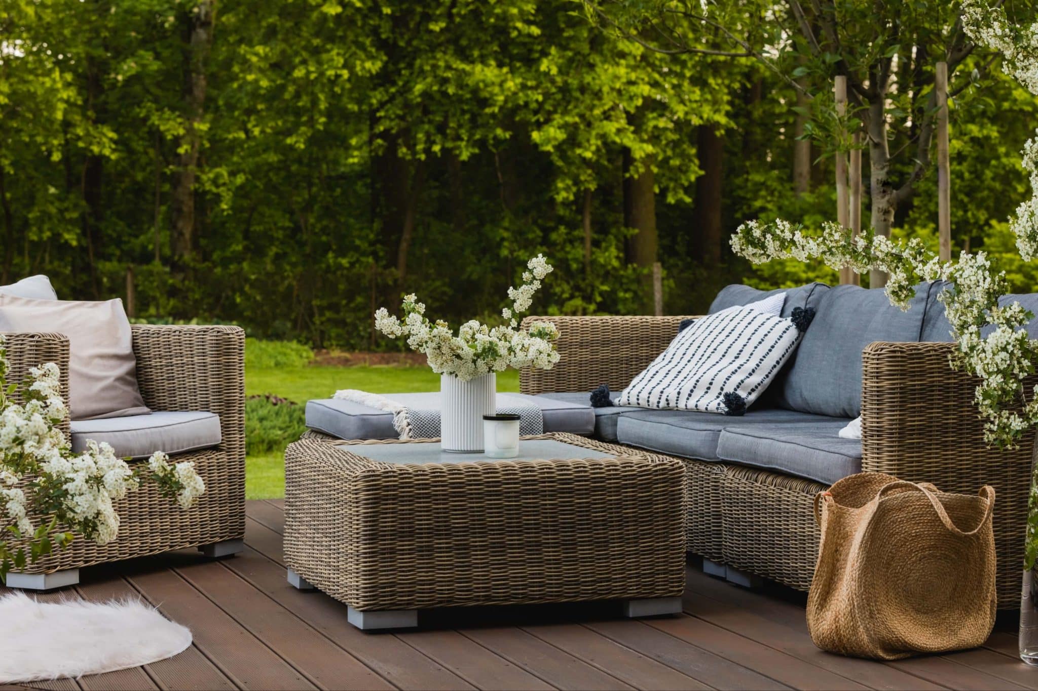 revive-your-patio-with-inspiring-outdoor-furniture-ald